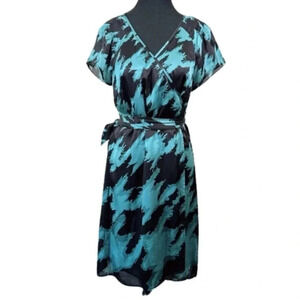 Banana Republic Womens Size 6 Silk  Printed Short Sleeve Belt Wrap Dress
